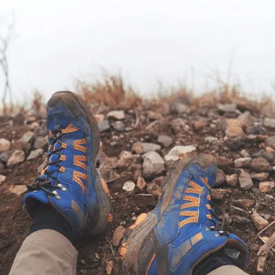 توجه به راحتی انگشتان پا در هنگام استفاده از کفش کوهنوردی