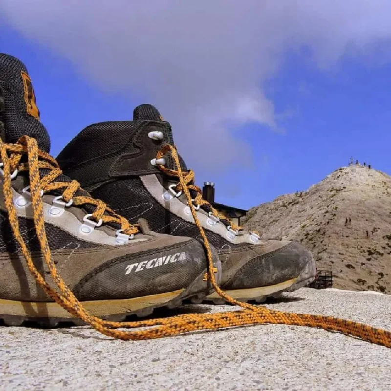 گره‌ای مناسب برای قفل کردن بند کفش کوهنوردی
